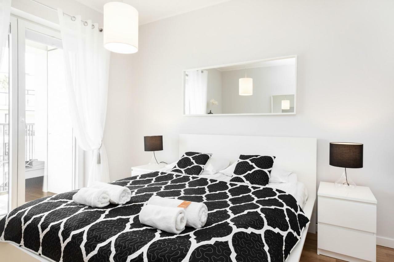 A&D Apartment By Noclegi Renters Varsovie Extérieur photo