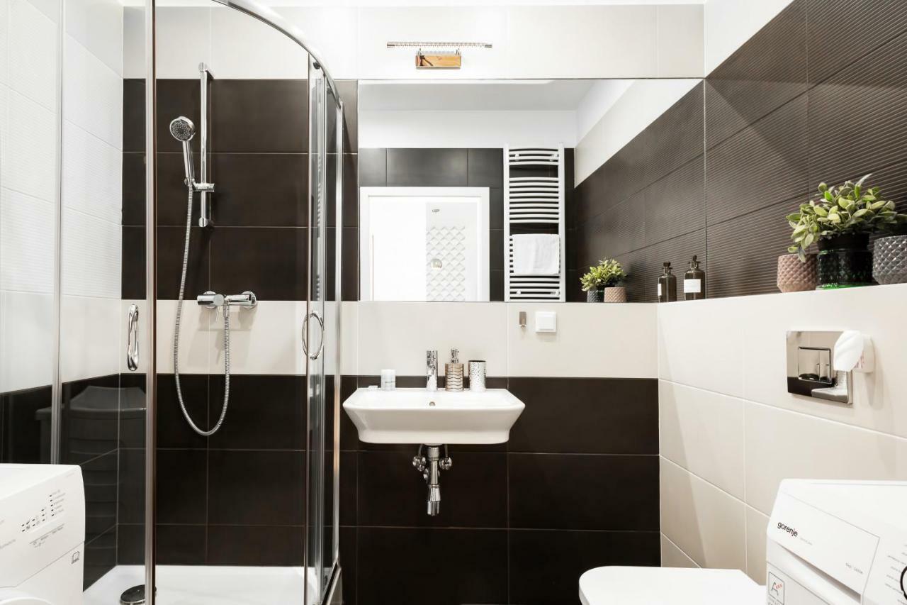 A&D Apartment By Noclegi Renters Varsovie Extérieur photo